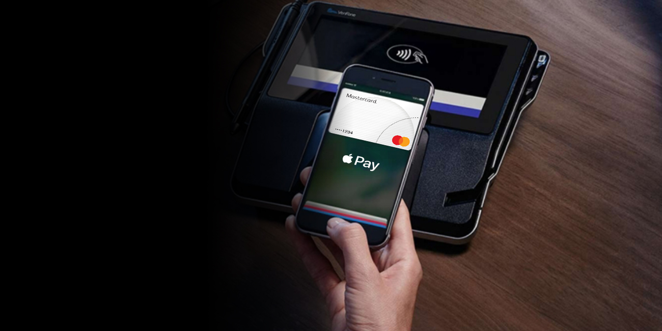Serena richting Cater Apple Pay | Mastercard